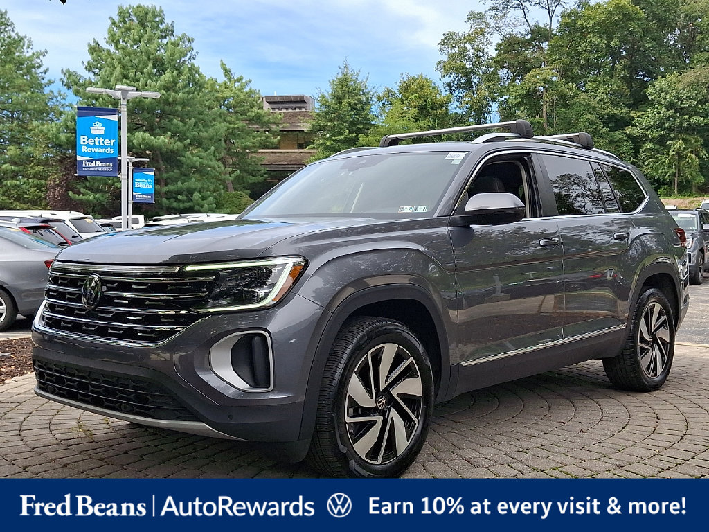 Certified 2025 Volkswagen Atlas SEL AWD/4WD image 3