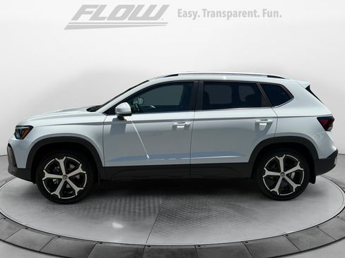 New 2026 Volkswagen Taos SEL AWD/4WD image 4