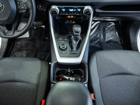 Used 2025 Toyota RAV4 XLE image 22