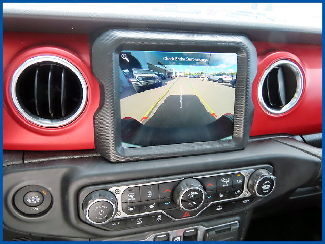Used 2023 Jeep Gladiator Rubicon w/ Cold Weather Group AWD/4WD image 20
