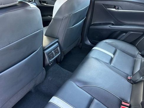 Used 2025 Toyota Camry SE w/ Convenience Package FWD image 14