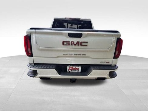 Used 2020 GMC Sierra 1500 AT4 w/ AT4 Premium Package AWD/4WD image 6