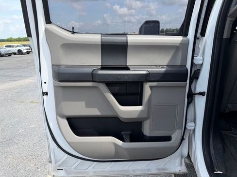 Used 2020 Ford F250 XL w/ Power Equipment Group RWD image 15