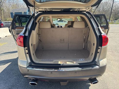 Used 2008 Buick Enclave CXL w/ Entertainment Package #3 image 29