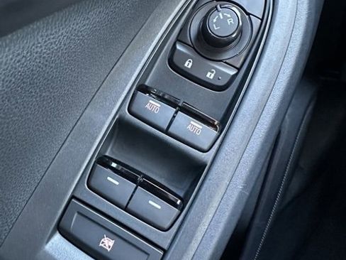 Used 2025 Subaru Impreza 2.0i image 17