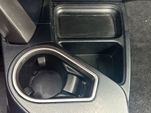 Used 2016 Toyota RAV4 XLE AWD/4WD image 37