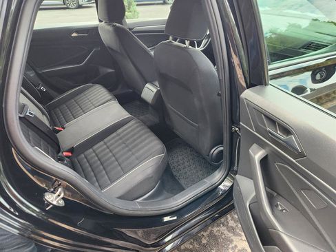 Certified 2024 Volkswagen Jetta Sport image 15