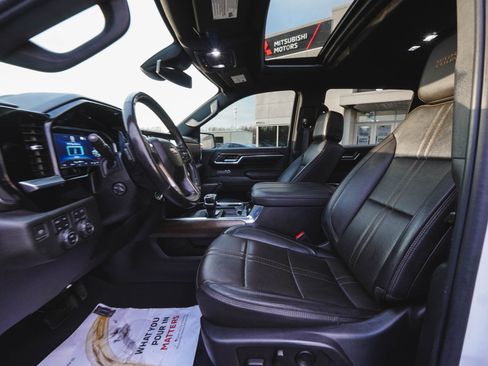 Used 2023 Chevrolet Silverado 1500 High Country w/ Z71 Off-Road Package image 31