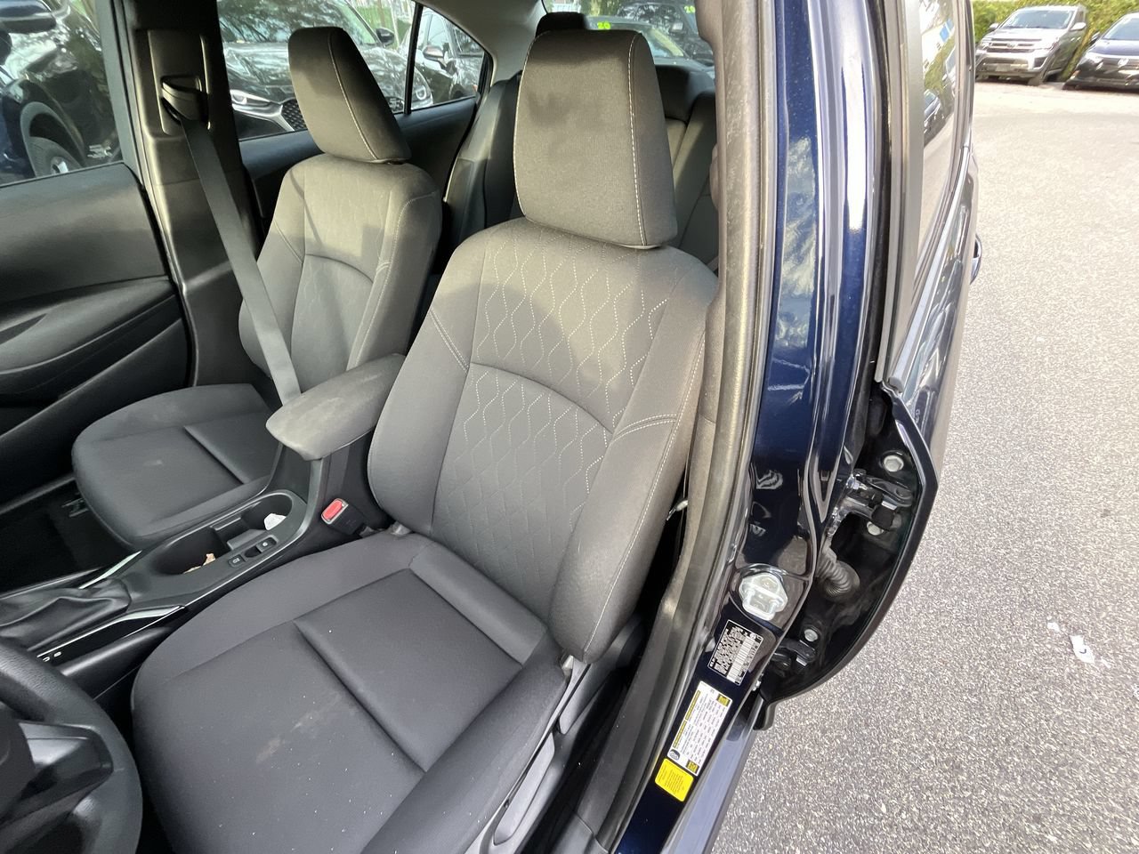 Used 2023 Toyota Corolla LE FWD image 5