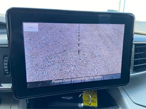 Used 2023 Ford Explorer XLT w/ Equipment Group 202A AWD/4WD image 29