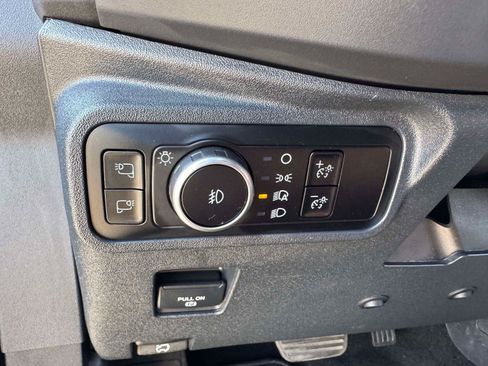 Used 2025 Ford Bronco Outer Banks AWD/4WD image 24
