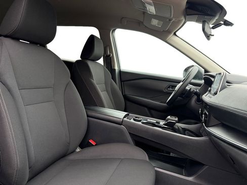 Certified 2025 Nissan Rogue S image 15