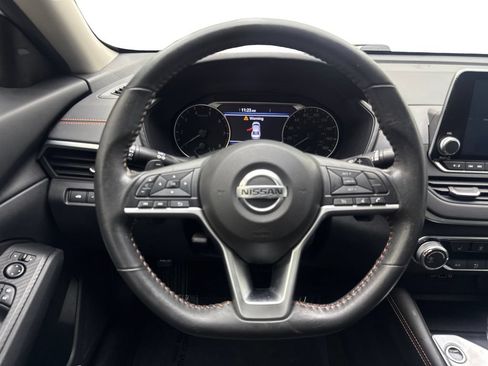 Used 2022 Nissan Altima 2.0 SR FWD image 56