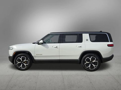 Used 2023 Rivian R1S Adventure AWD/4WD image 3