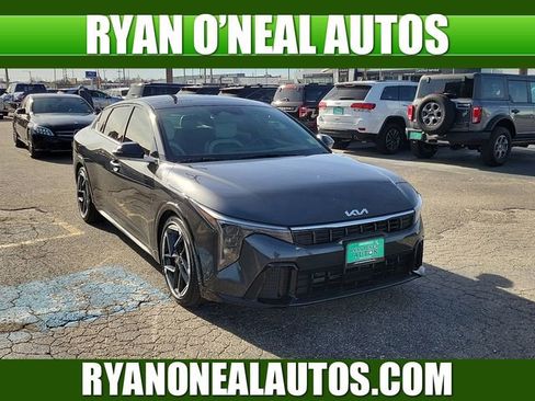 Used 2025 Kia K4 GT-Line w/ GT-Line Premium Package image 1