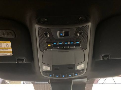 Used 2022 Ford F350 Platinum AWD/4WD image 13
