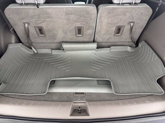 Used 2020 Chevrolet Traverse Premier w/ LPO, Roadside Safety Package AWD/4WD image 28