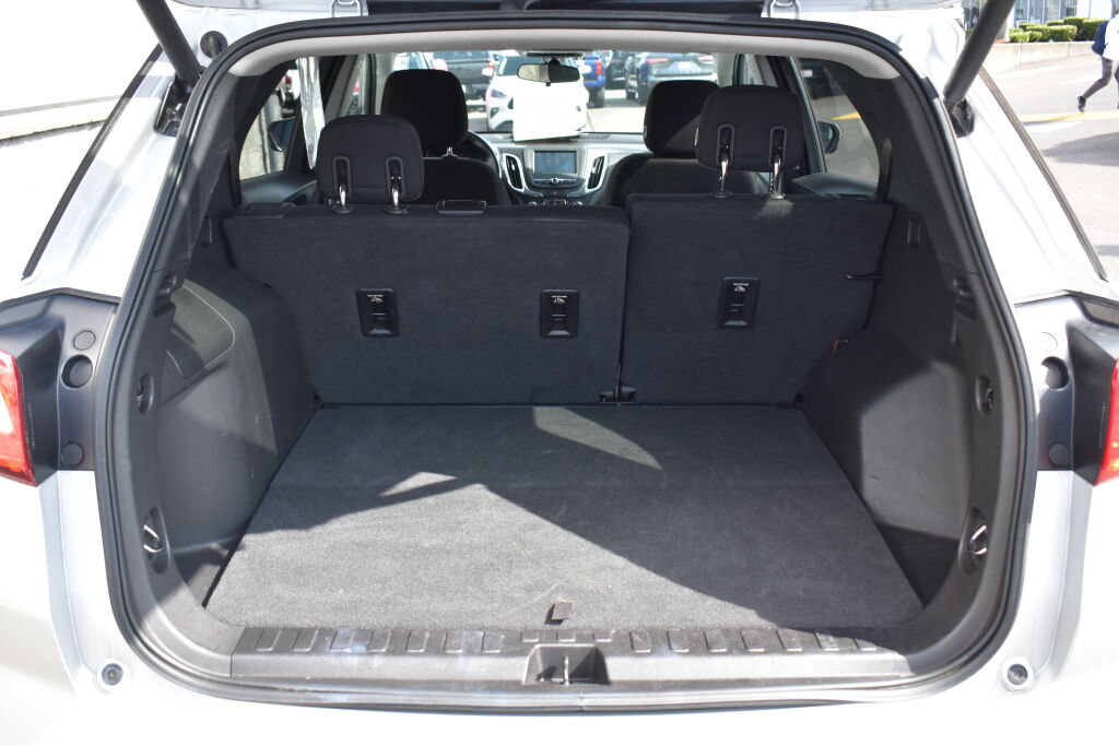 Used 2018 Chevrolet Equinox LT FWD image 21