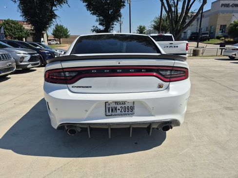 Used 2023 Dodge Charger Scat Pack RWD image 4