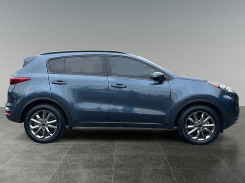 Used 2022 Kia Sportage Nightfall Edition w/ Nighfall AWD Premium Package image 8