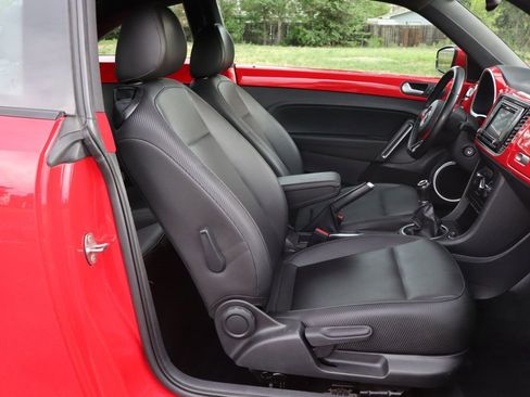 Used 2016 Volkswagen Beetle 1.8T SE image 22