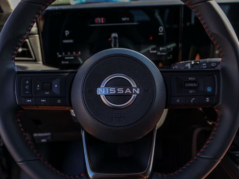 New 2026 Nissan Kicks SR FWD image 25