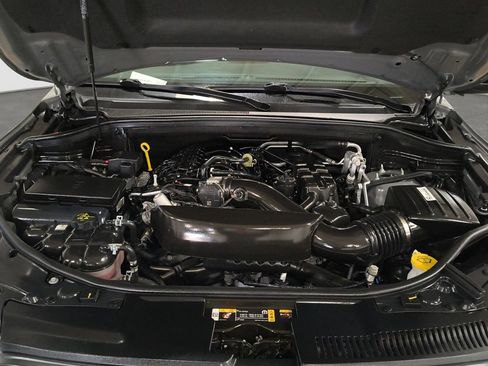 Used 2023 Dodge Durango GT AWD/4WD image 16
