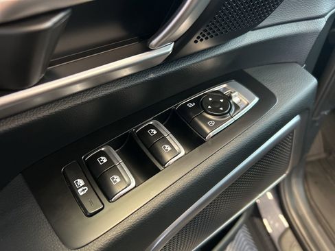 New 2025 Kia Telluride S image 17