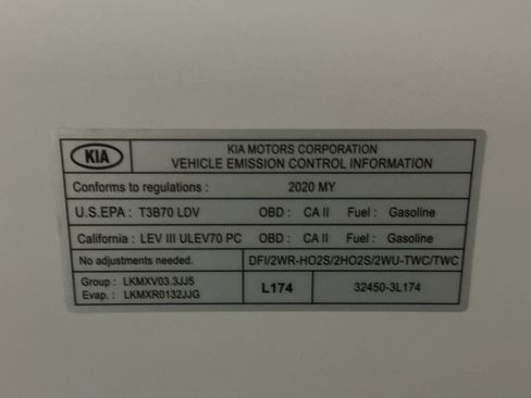 Used 2020 Kia Sorento S image 37