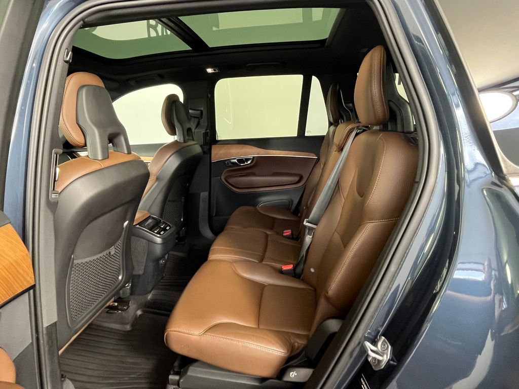 Used 2022 Volvo XC90 T6 Momentum w/ Advanced Package AWD/4WD image 20