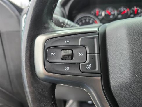 Used 2021 Chevrolet Silverado 1500 LT image 28