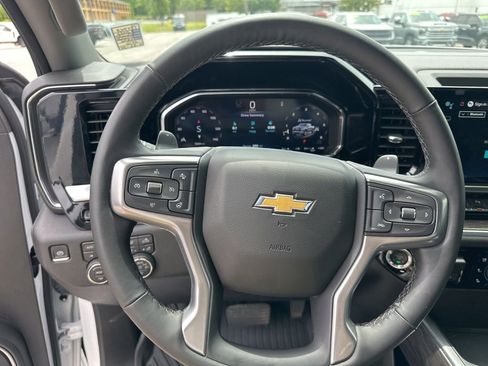 Used 2026 Chevrolet Silverado 1500 LTZ w/ LTZ Premium Package AWD/4WD image 16