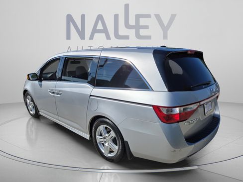 Used 2012 Honda Odyssey Touring image 3