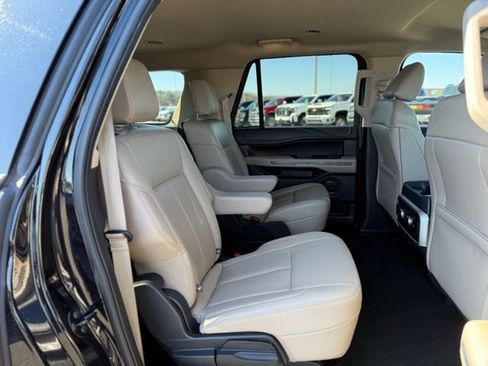 Certified 2024 Ford Expedition Max XLT AWD/4WD image 19