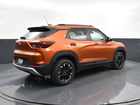 Used 2022 Chevrolet TrailBlazer LT w/ LPO, Blackout Package image 29