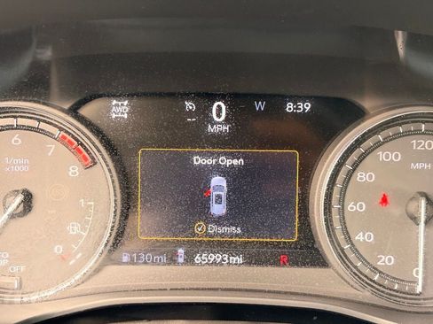 Used 2021 Cadillac XT6 Sport w/ LPO, ONYX Package AWD/4WD image 31