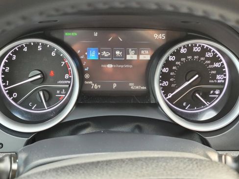 Used 2023 Toyota Camry XLE image 31