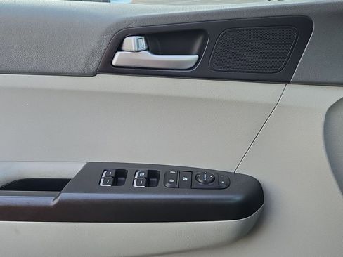 Used 2017 Kia Sportage LX w/ Option Group 012 image 7