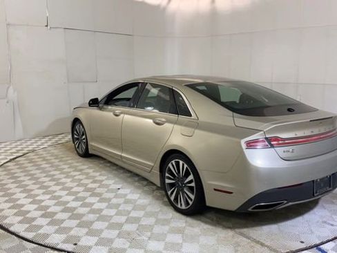 Used 2017 Lincoln MKZ Reserve w/ Climate Package AWD/4WD image 9