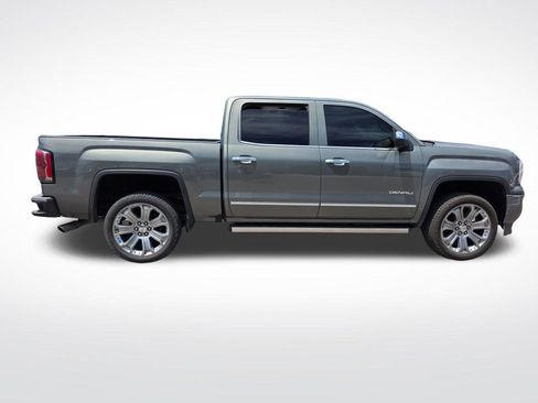 Used 2018 GMC Sierra 1500 Denali w/ Denali Ultimate Package AWD/4WD image 4