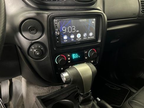 Used 2007 Chevrolet TrailBlazer SS RWD image 17
