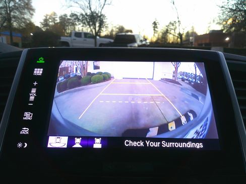 Used 2016 Honda Pilot EX-L image 25