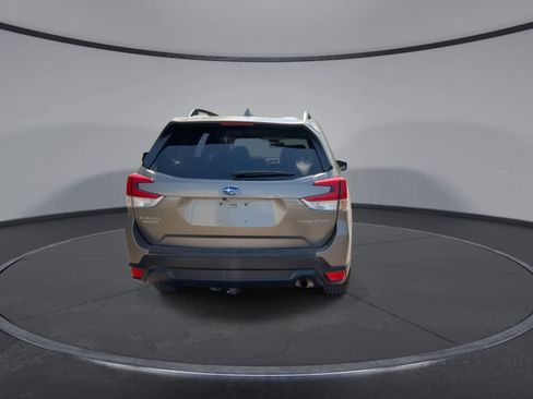 Used 2020 Subaru Forester Premium AWD/4WD image 7