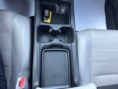 Used 2019 Honda CR-V EX-L image 17