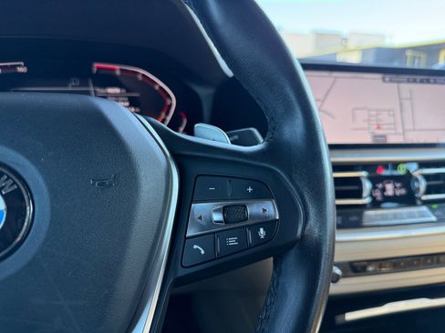 Used 2019 BMW 330i Sedan w/ Driving Assistance Package image 16