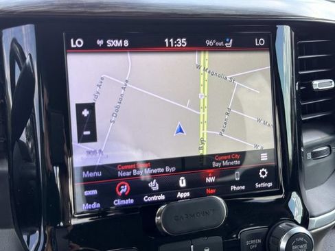 Used 2019 RAM 2500 Laramie AWD/4WD image 32