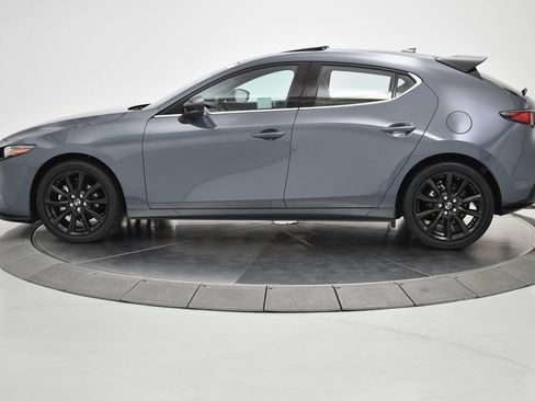 Certified 2026 MAZDA MAZDA3 Hatchback w/Premium Plus Pkg AWD/4WD image 17