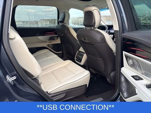 Certified 2024 Lincoln Nautilus Black Label image 12