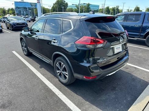 Used 2018 Nissan Rogue SL AWD/4WD image 3