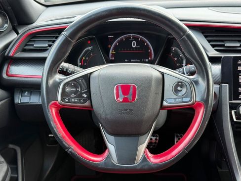 Used 2018 Honda Civic Type R image 11